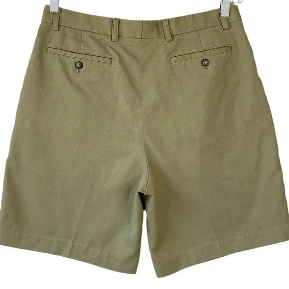 Cutter & Buck Classic Chino Golf Pleated Casual Shorts Size 33 Oyster Green - Picture 2 of 14
